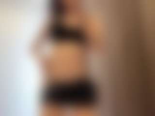 Live cam show with KimberMozo - Normal on Camsoda
