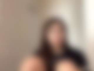 Live cam show with KimberMozo - Teen (18+) on Camsoda