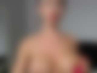Layla12a's Live Sex Cam Show