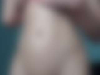 Layla12a's Live Sex Cam Show