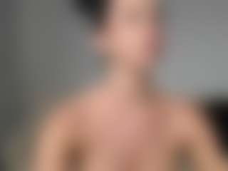 Layla12a's Live Sex Cam Show