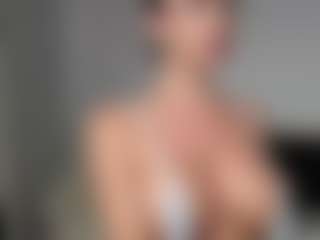 Layla12a's Live Sex Cam Show