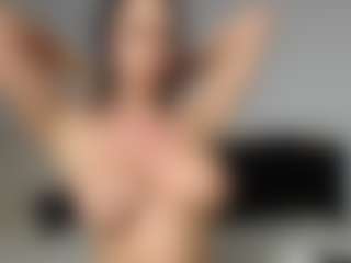 Layla12a's Live Sex Cam Show