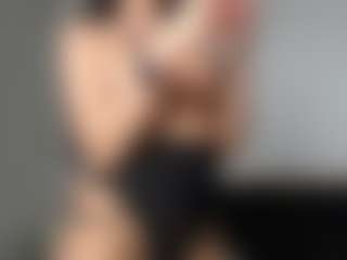 Layla12a's Live Sex Cam Show