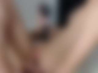 Layla12a's Live Sex Cam Show