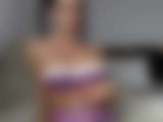 Layla12a's Live Sex Cam Show
