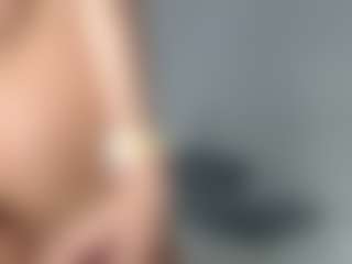 Layla12a's Live Sex Cam Show