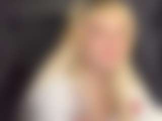 Live cam show with MariKavaney - Bikini on Camming Site