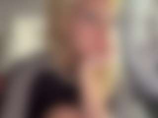 MariKavaney's Live Sex Cam Show