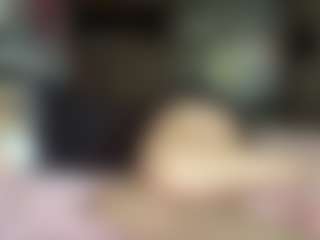 Live cam show with MariKavaney - College on Chatstar