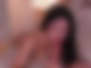Live cam show with SaraGoddess - Striptease on madthumbs