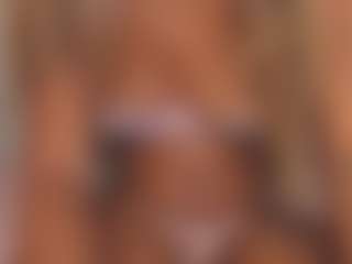 Live cam show with Taylorviidal - Public Black on UwU Esports