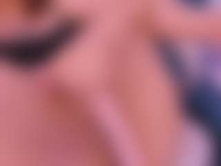 Live cam show with VickkyCandy - Moaning on Camming Site