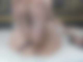 VickkyCandy's Live Sex Cam Show