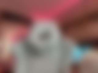 Live cam show with AlyciaNarine - Thin on CamwithHer