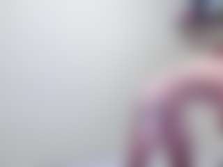 Live cam show with Amaravelvett - Sexwebcam on Fling VIP Chat