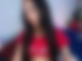 Live cam show with Angeelblosoom - Nipple Piercings on AdultVida.com