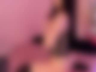 Live cam show with Angeelblosoom - Teen (18+) on intimatelivegirls.com