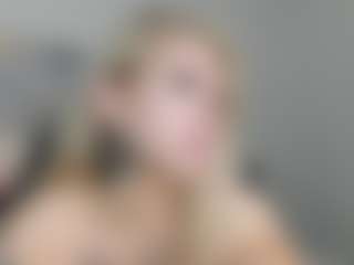 Live cam show with ArmaniiDavis - College on Cam Slut