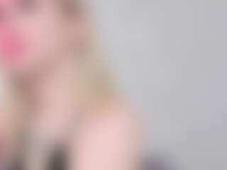 Live cam show with ArmaniiDavis - Blonde Hair Petite on Free Soda