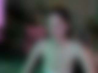 Live cam show with Eva-Leeee - Sweet on Hubzter Live