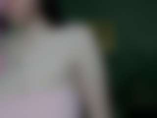 Live cam show with Eva-Leeee - Flirt White on SinfulBabes