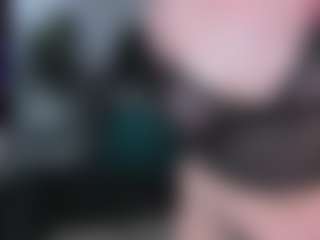 Live cam show with Gloria - Public on AdultVida.com