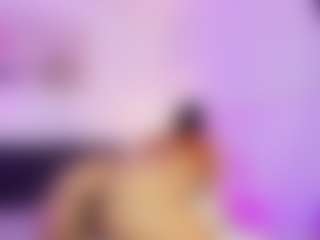 Live cam show with HanaSmitth - Skinny on CamClone