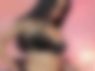 Live cam show with HanaSmitth - Foot Fetish Curvy on Milfs Live