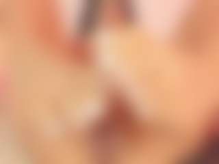 Live cam show with HanaSmitth - Striptease on Milfs Live