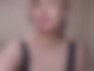 Flora's Live Sex Cam Show