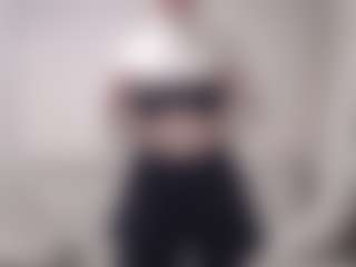 Flora's Live Sex Cam Show
