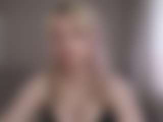 Flora's Live Sex Cam Show