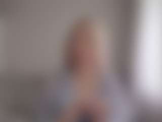 Flora's Live Sex Cam Show