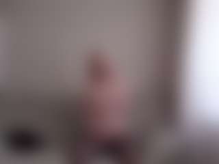 Flora's Live Sex Cam Show