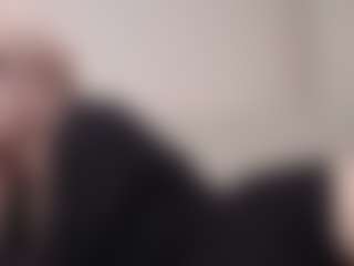 Live cam show with Flora - Moaning on hrnylive.com