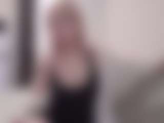 Live-Cam-Show mit Flora - Normal auf Camsoda