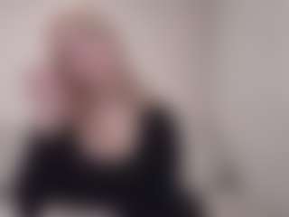 Flora's Live Sex Cam Show