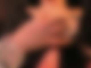Live cam show with KittyNuarr - Teen (18+) on Camsoda