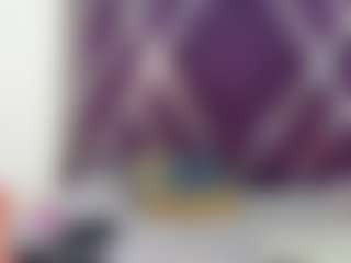 Live cam show with Lunaviceht - Body Massage on Camsoda