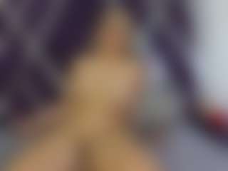Live cam show with Lunaviceht - Body Massage on SinfulBabes