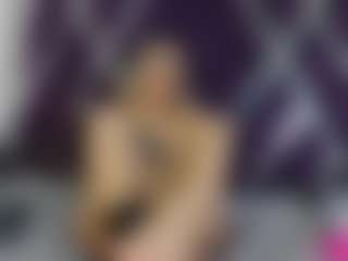 Live cam show with Lunaviceht - Bedroom on Lustler