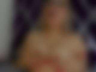 Live cam show with Lunaviceht - Blonde Hair Curvy on liverealitysex.com