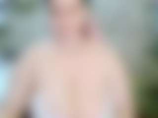 Live cam show with MirrorWhisper - Green Eyes on Camsoda