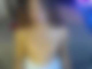 Live cam show with RenataValentina - Brown Eyes on Camsoda