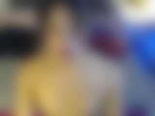 Live cam show with RenataValentina - Average on livesuperchat.net