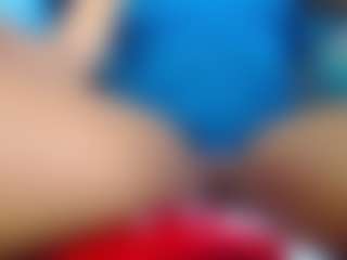 Live cam show with Ebony-DickTS - Smoking on Camsoda