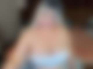 Live cam show with Kate-Dark - Red Hair on SpunkLive