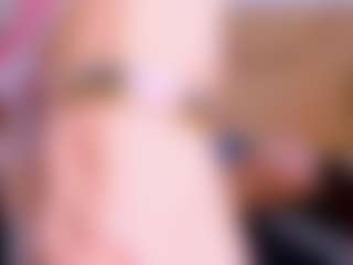 Lara Rous-Pretty's Live Sex Cam Show