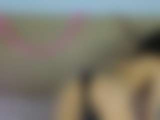Live cam show with Lara Rous-Pretty - Nipple Piercings on Instabang